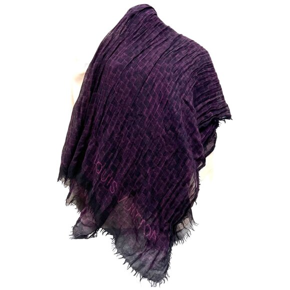 LOUIS VUITTON Etole Fringe Shawl Scarf 70% Cashmere/30% Silk  80" x51" 401910(42 - Picture 16 of 16